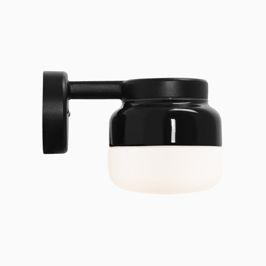 Product Image for Ohm Wall 140 H150 svart med opalglas - GX53