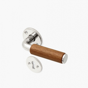 Funkistrycke-Byggfabriken-teak-slat-knopp-rosett-nyckelskylt-550-283-61ab.jpg