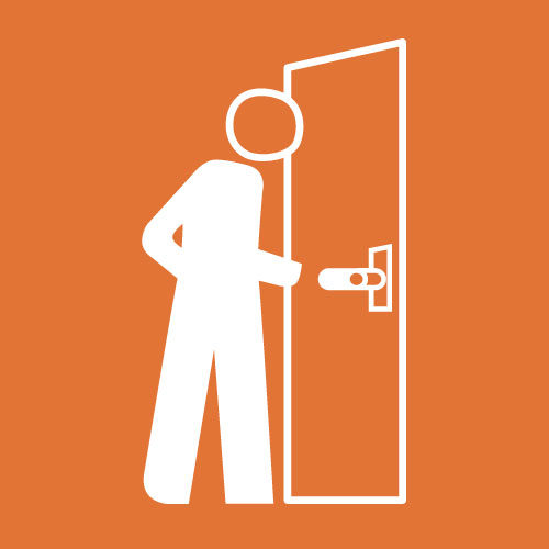Pictogram i vitt på orange botten med figur som öppnar dörr.