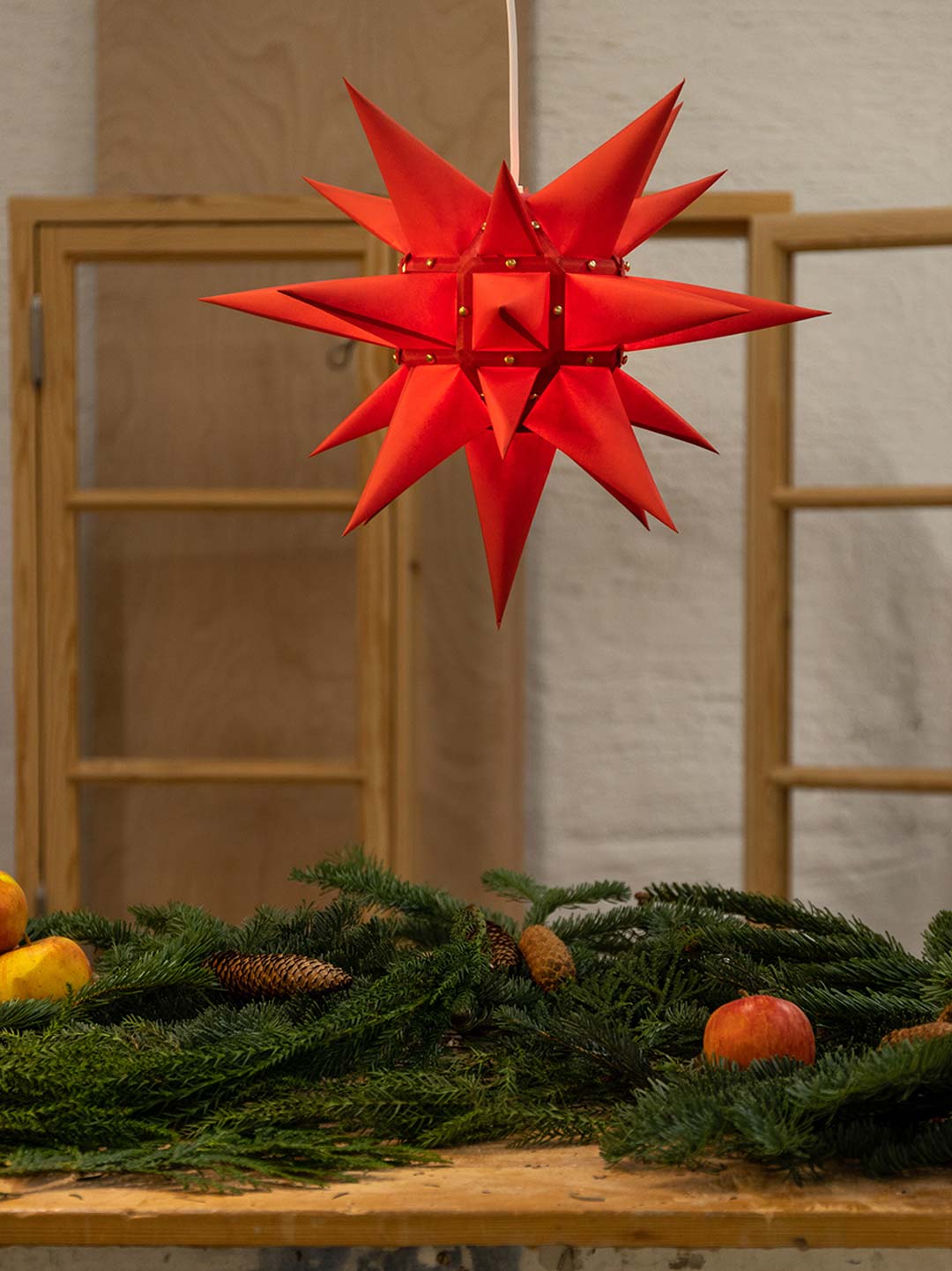 Röd julstjärna Herrnhuter från Byggfabriken